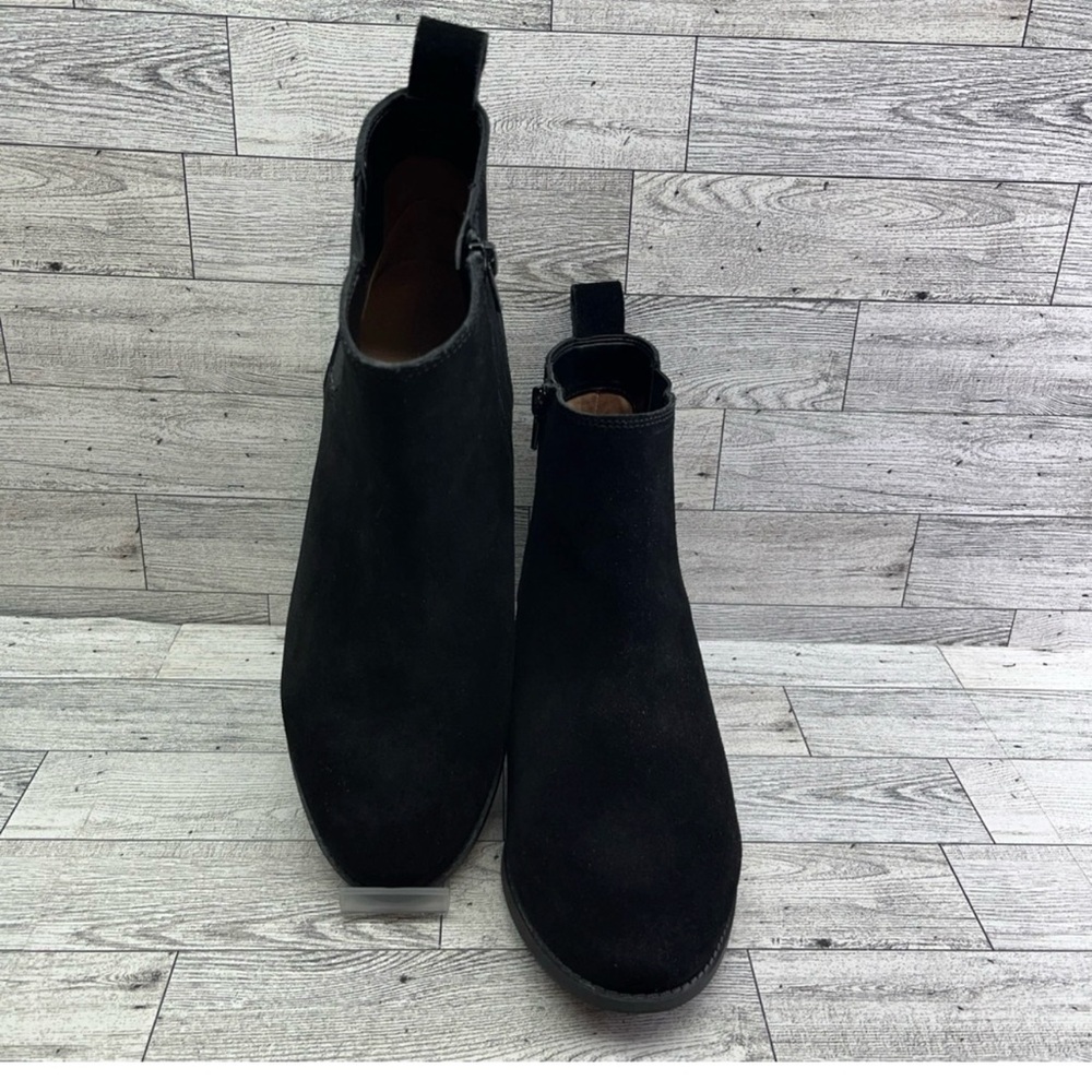 Vionic Roseland Black Ankle Boots